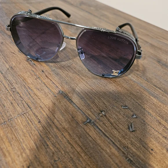 Louis Vuitton Black Sunglasses - Picture 1 of 5
